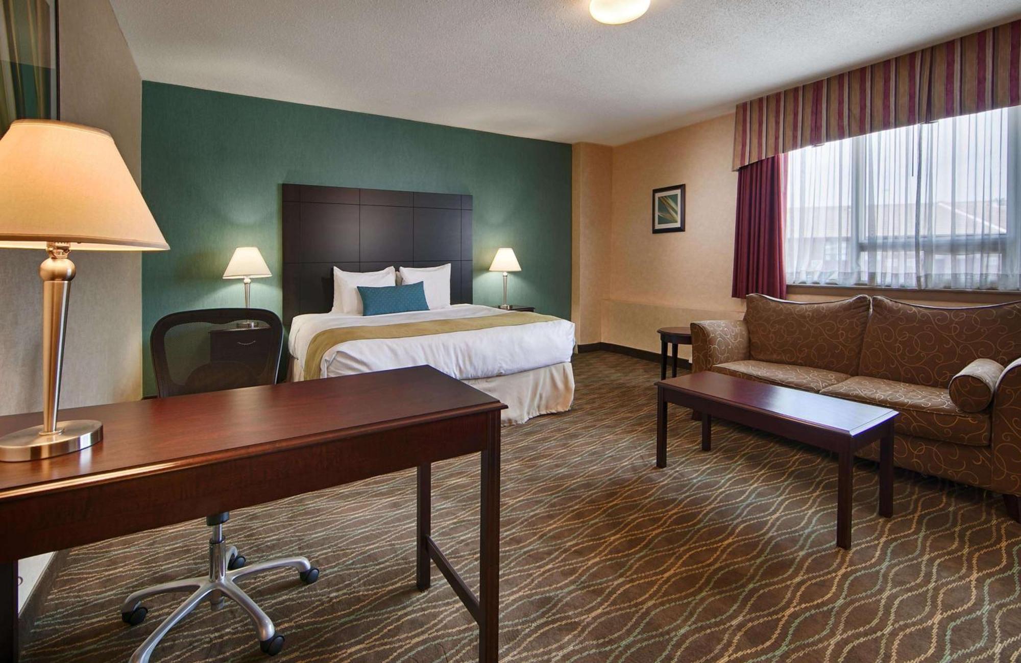 Best Western Plus Durham Hotel & Conference Centre Oshawa Bagian luar foto