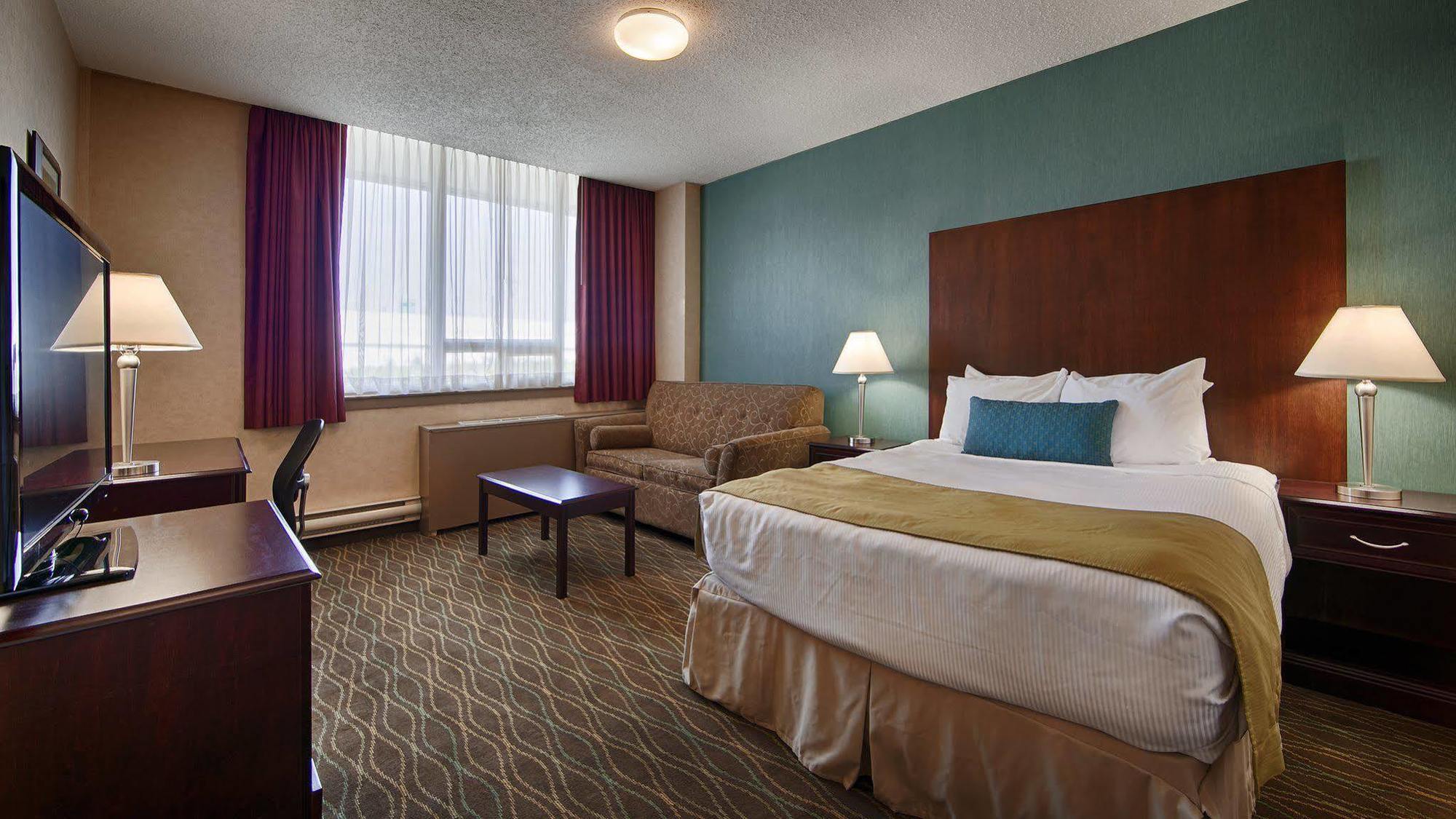 Best Western Plus Durham Hotel & Conference Centre Oshawa Bagian luar foto