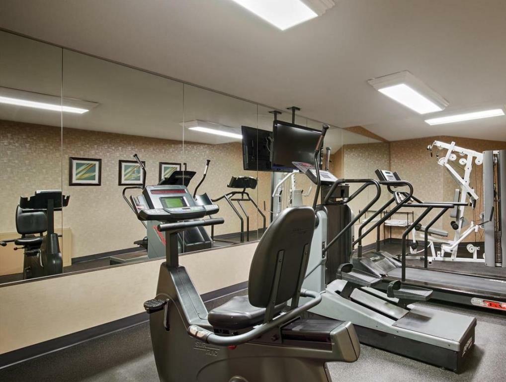 Best Western Plus Durham Hotel & Conference Centre Oshawa Bagian luar foto